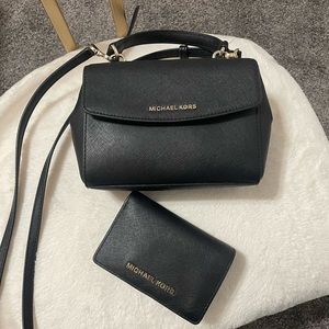 Michael Kors Crossbody and matching wallet Set